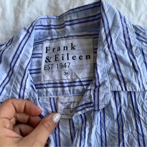 Frank & Eileen Barry Crinkle Cotton Blue Vertical Stripe Button Down Up Shirt - Picture 4 of 8